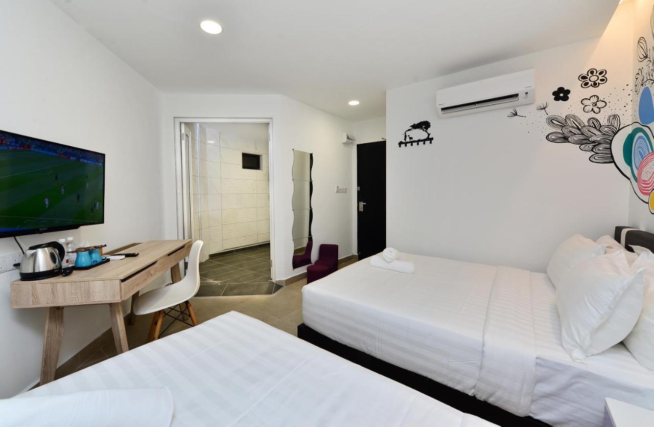 Smile Hotel Shah Alam Seksyen 9 Exterior photo