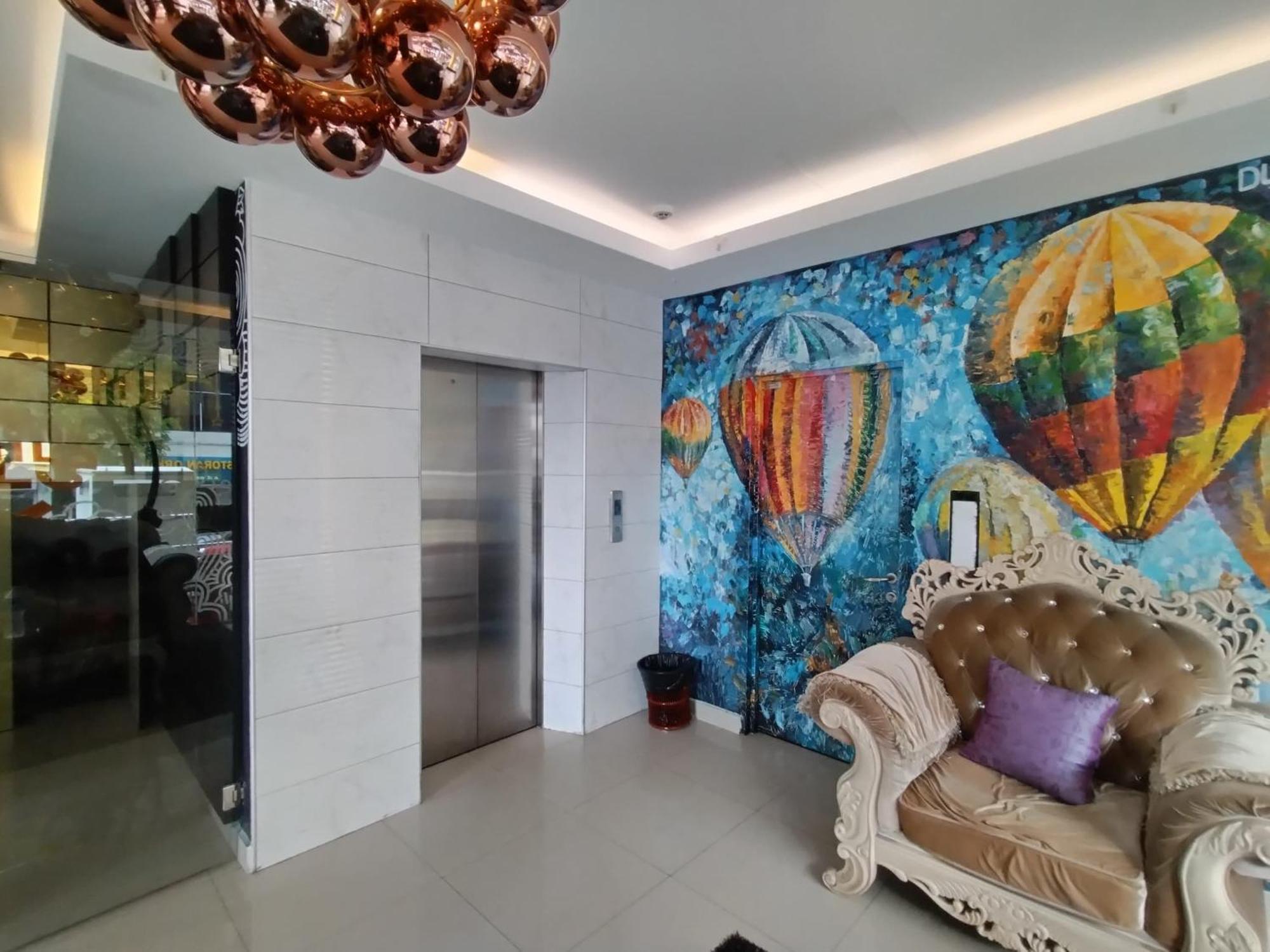 Smile Hotel Shah Alam Seksyen 9 Exterior photo